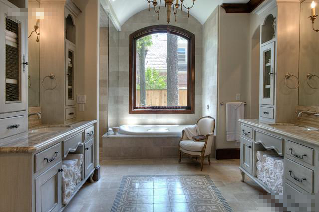 玄关风水禁忌多多 装修不当容易破财